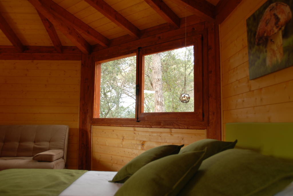 Cabanes Dosrius Canyamás Quarto foto